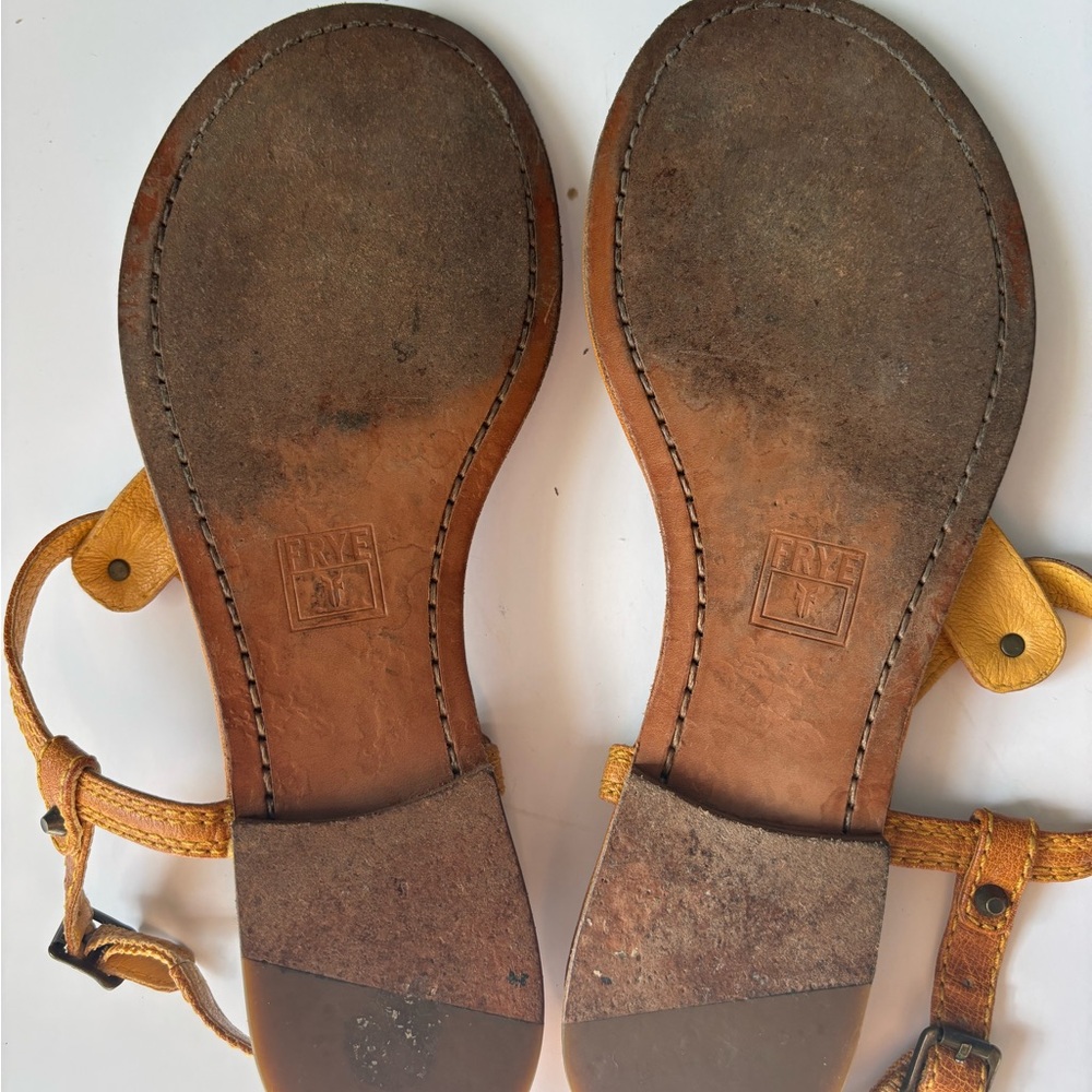 Frye Brown Leather Sandals Slim T- Strap Ankle Buckle Closure Size 8 - Picture 7 of 7